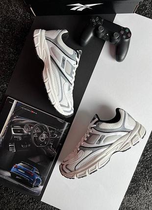 Чоловічі кросівки reebok premier trinity kfs white grey