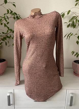 Сукня в рубчик