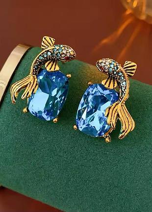 Роскошные серьги рыбки камень