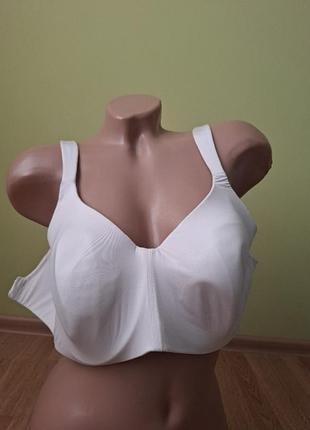 Бюстгальтер 85е