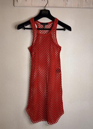 Платье сеточка поверх футболки и джинс ❤️