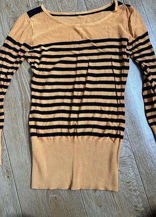 Кофтинка в смужку помаранчева с
