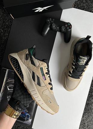 Чоловічі кросівки reebok classic leather hexalite sand black gum