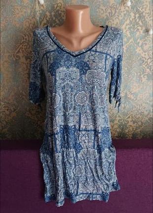 Голубое платье футболка в рисунок р. s
