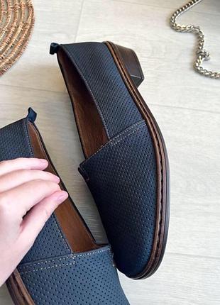 Шкіряні туфлі