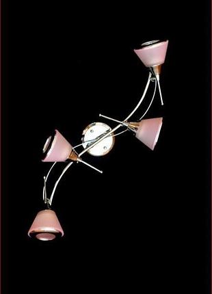 Люстра з поворотними плафонами — можливий монтаж на стіну