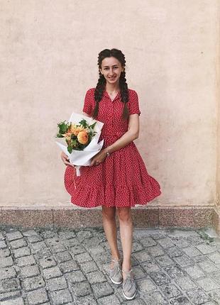 Красное платье в сердочку nine