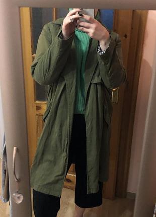 Бавовняний тренч кольору хакі