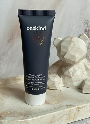 Нічний зволожуючий крем з скваланом олією шипшини onekind dream cream nighttime moisturizer