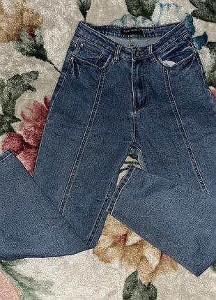 Джинси мом жіночі