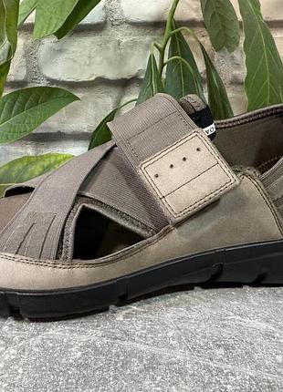 Сандалии ecco  43 р