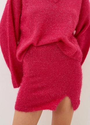 Новий костюм tezenis зі спідницею