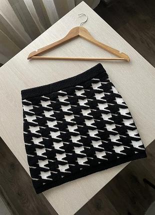 Корочка міні спідниця тепла зимова тедді пухнаста чорно - біла принт гусяча лапка pimkie