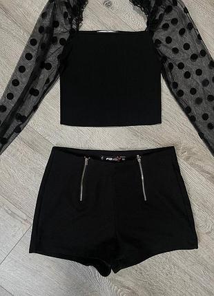 Шорти з замочками