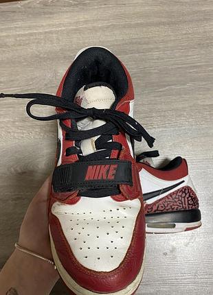 Кросівки nike jordan 40 розмір