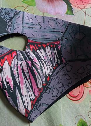 Неопренова мото маска