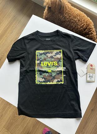 Футболка levi’s для хлопчика 6 7 років л 116-122 см чорна
