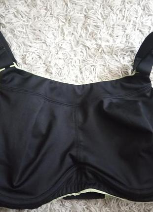 Комфортный бюст для спорта, с косточками, на поролоне, 75d, 70e, m&s