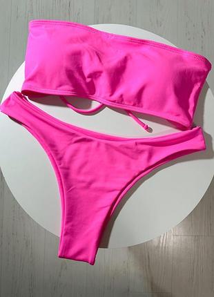 Купальник яскравий рожевий зі шнурівкою