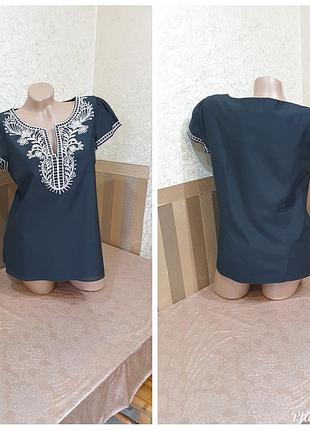 Блузка с вышивкой. laura ashley.