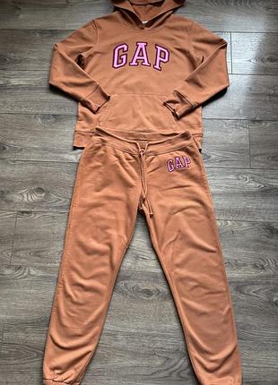 Спортивний костюм gap