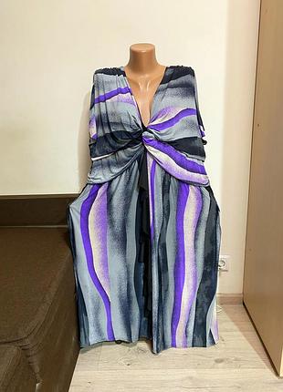 Платье батал р.26/28