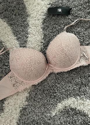 Розпродаж! бюстгальтер з мереживом пудровий рожевий ліфчик 80в 85в 90в