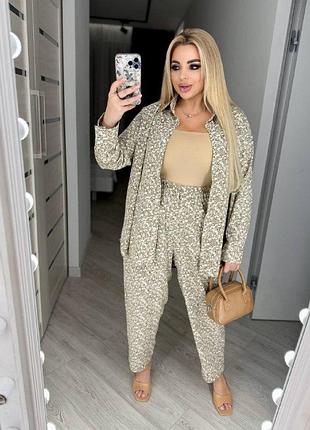 Женский костюм рубашка и брюки3 фото