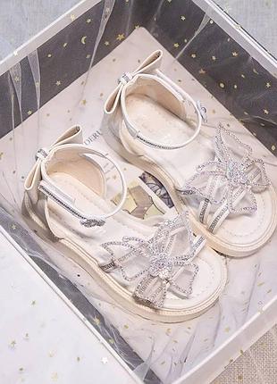 Босоніжки дитячі 4