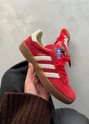 Кроссовки adidas gazelle red white gum4 фото