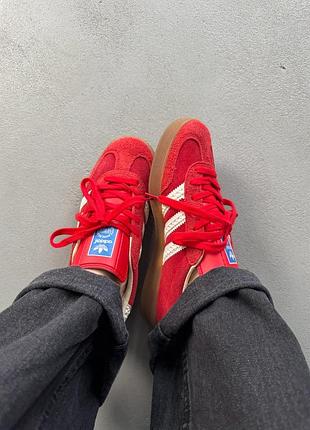Кроссовки adidas gazelle red white gum5 фото