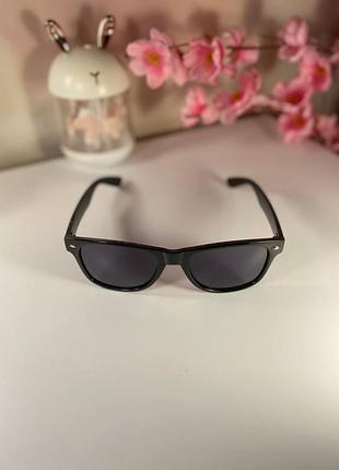 Окуляри сонцезахисні ray ban
мужские