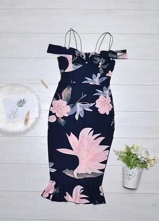 Красиве плаття карандаш ax paris.