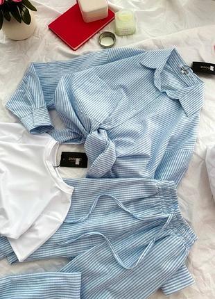 Костюм тройка