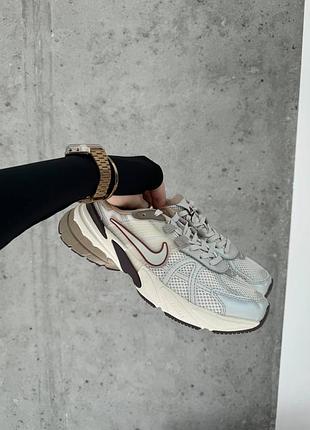 Кроссовки nike v2k runtekk