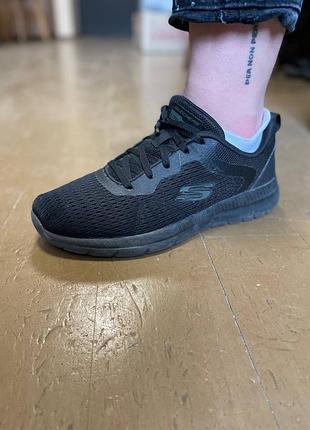 Кросівки skechers