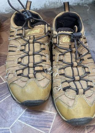 Жіночі трекінгові кросівки graceland