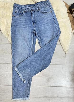 Джинси жіночі