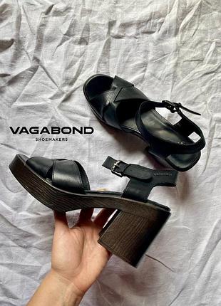 Кожаные босоножки на платформе квадратный носик vagabond