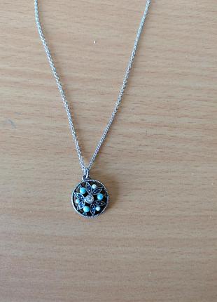 Кулон на цепочке