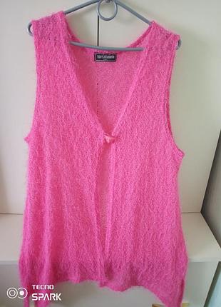 Рожева накидка на прохолодні літні вечори