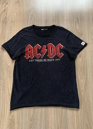 Чоловіча бавовняна футболка рок мерч із принтом ac dc