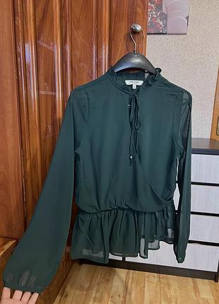 Блузка ізумрудного кольору