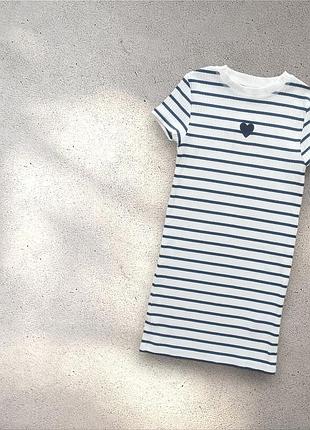 Сукня для дівчинки