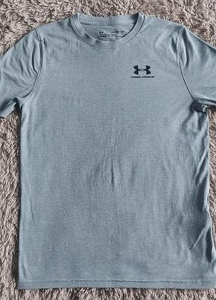 Футболка на хлопчика under armour.