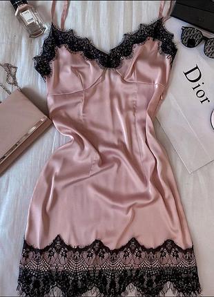 Нова сукня у білизняному стилі