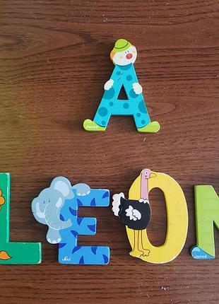 Leon a буквы девевянные на шкавчик ящик или дверь малышу ребенку