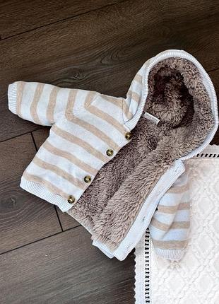 Кофта з капюшоном вʼязана з утепленням з мєхом всередині для хлопчика 0-3
