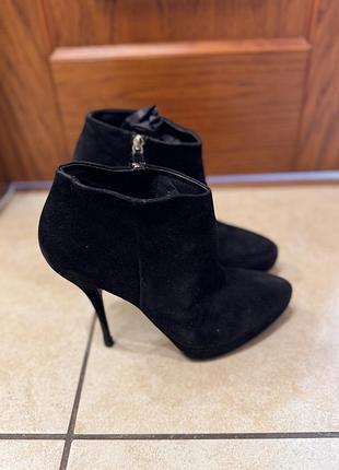 Ботильйони gucci