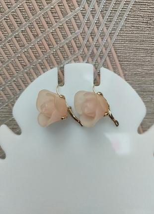 Красивые серьги розочки с английской застёжкой